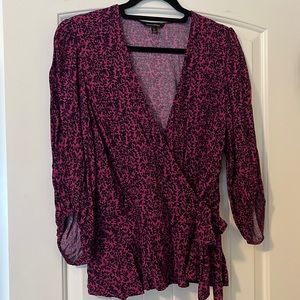 EUC Banana Republic Wrap Floral Blouse Magenta Pink Black Size Tall M